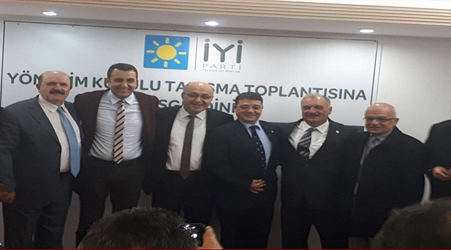 İYİ Parti Yöneticileri tanışma toplantısında buluştu