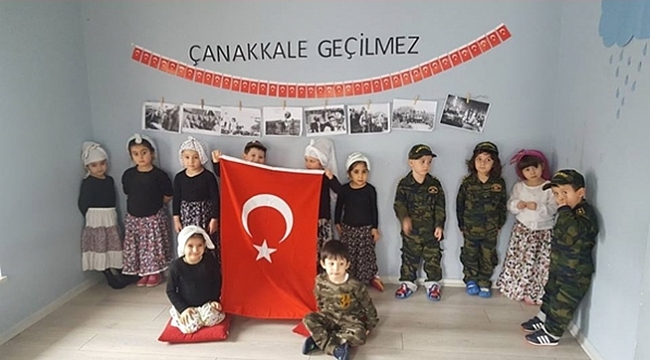 Minik öğrenciler büyük gururu yaşadı