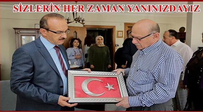 Vali şehit ailelerini yalnız bırakmıyor