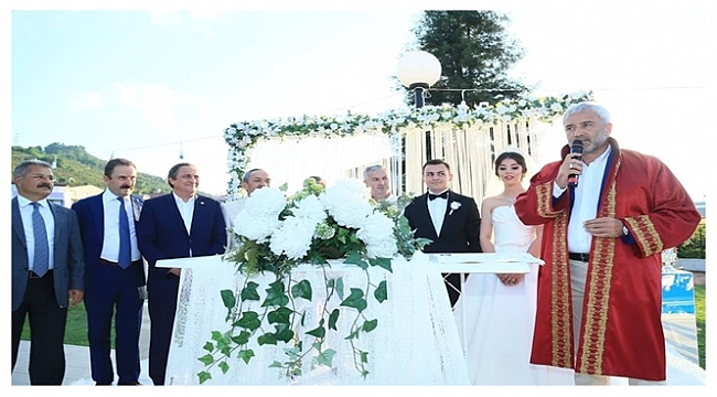 Nahide Tilbe Bilgihan ile Barış Candan evlendi