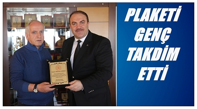 Mehmet Gürses'e plaket verildi
