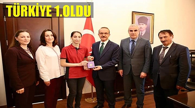 Vali Yavuz ödüllendirdi