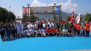 Dereceye girenlere ödülleri verildi