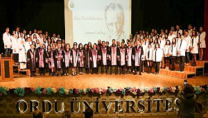 Geleceğin Doktorları Beyaz Önlük Giydi