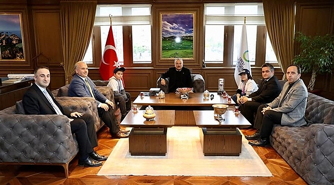 Başkan Güler &quot;En İyi Robot Takımı&quot; nı ağırladı