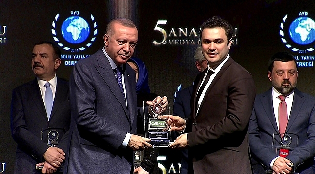 Çotanak&#039;a Cumhurbaşkanı Erdoğan&#039;dan Milli Marka Ödülü