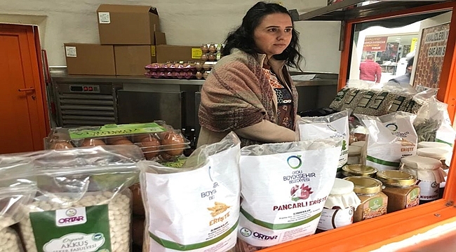 Ordu&#039;da hurmalı fındık ve fıstık ezmesi satışa sunuldu