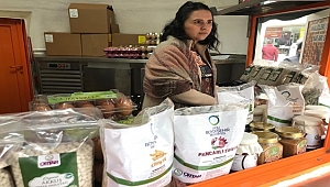 Ordu'da hurmalı fındık ve fıstık ezmesi satışa sunuldu