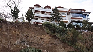 Ordu'da heyelan nedeniyle 11 daire boşaltıldı