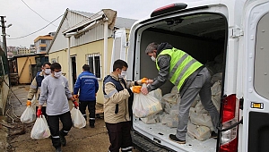 Altınordu Belediyesi'nden gıda yardımı