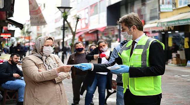 Altınordu 150 bin maske dağıttı