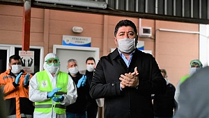 Başkan Tören'den Temizlik İşleri Emekçilerine Özel Prim