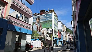 Büyükşehir duvarlara renk kattı