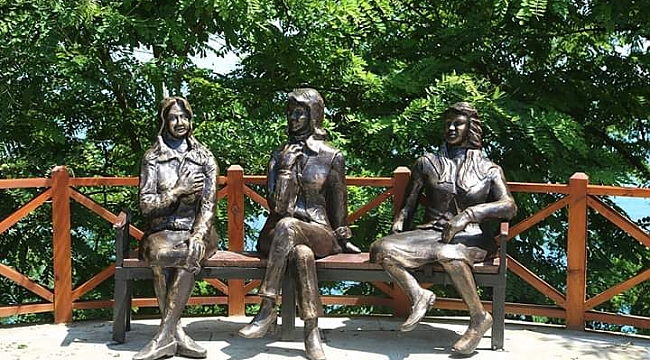 Ordu'ya Üç Kızın yanından bakınız