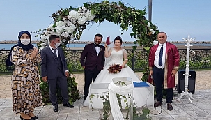 Esra ile Murat Çikolata Park'ta evlendi