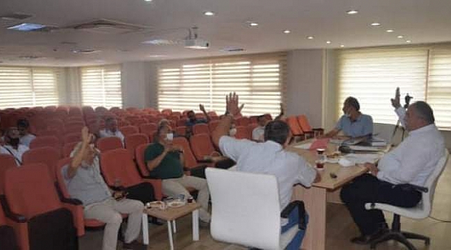 Perşembe&#039;de Gergin Meclis