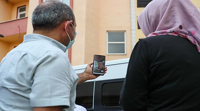 Vali Sonel  anneyle asker oğlunu görüntülü görüştürdü