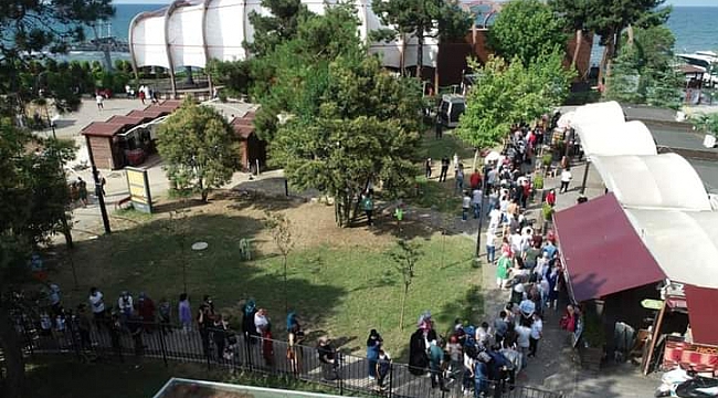 Ordu'ya bakmak için kuyruğa girdiler