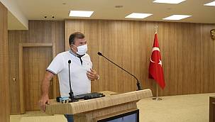 Ünlü Futbolcu Tanju Çolak Belediye Meclis Toplantısında Konuştu