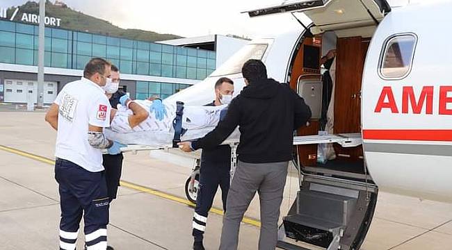 Ambulans uçakla İstanbul'a sevk edildi