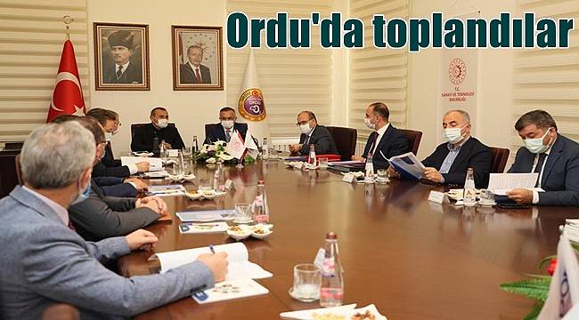 Vali Sonel görevini Rize Valisi Çeber'e devretti