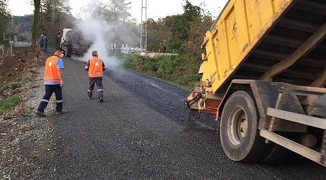 Perşembe'ye 15 günde 6.7 KM asfalt
