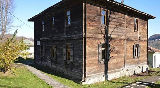 Büyükşehir Tarihi Camii Onarıyor