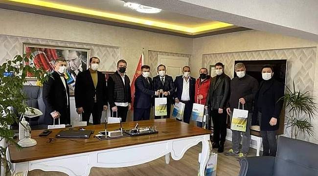 Kaçak bağışladığı tabletleri teslim etti