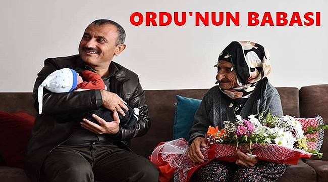 Vali Baba çiçeklerin parasını çocuklara dağıttı