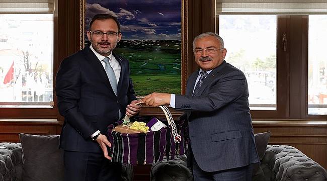 Bakan Kasapoğlu Büyükşehir'de