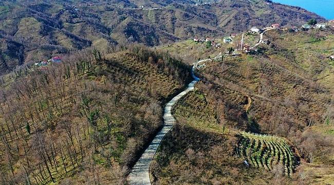Perşembe'de beton yol sevinci