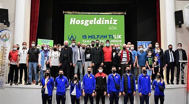 Başkan Tören'e hem teşekkür hem de başarı sözü