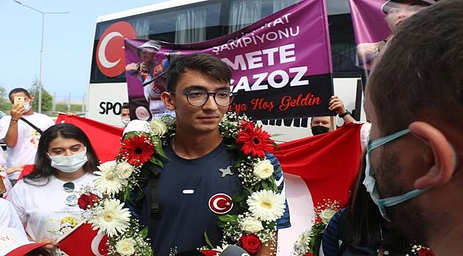 TOKYO&#039;NUN GURULARI ORDU&#039;DA