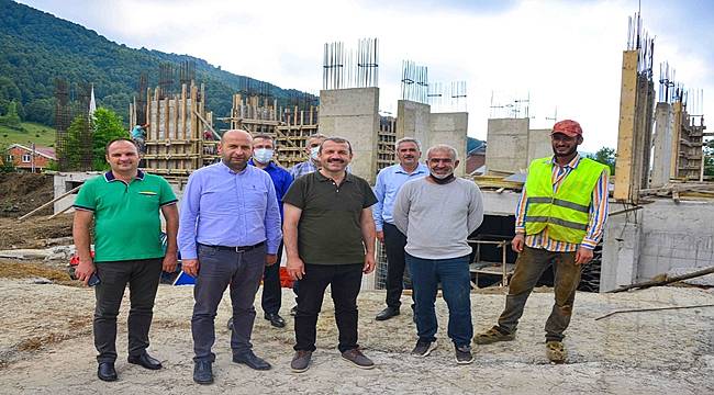 Yıkılan okulların yerine yenileri yapılıyor