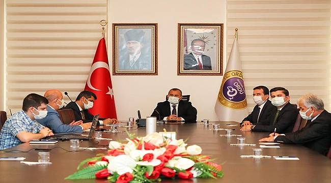 Vali Sonel: Aşı çalışmalarında farkındalık oluşturalım