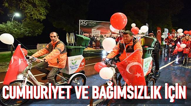 Altınordu Belediyesi&#039;nden bisikletli fener alayı