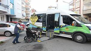 Betül Engelsiz Taksi ile engelleri aştı