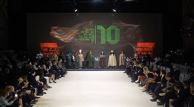 Dokuma Kumaş Tasarım Yarışmasında Dereceye Girenler Ödüllerini Aldı