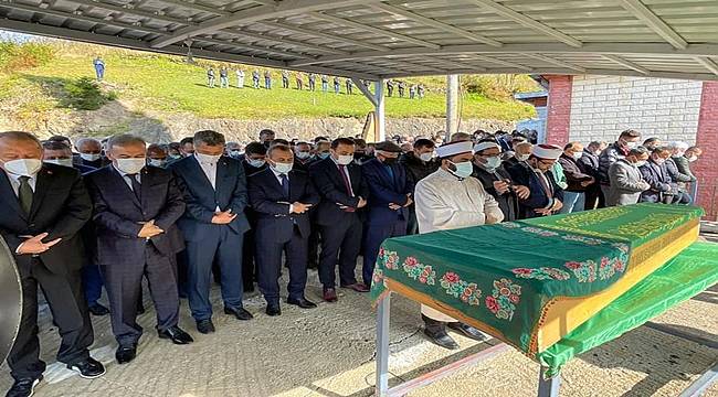 Esma Kaya son yolculuğuna uğurlandı