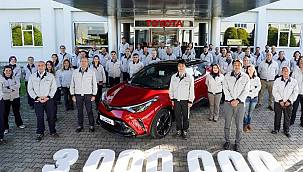 Toyota Türkiye'de 3 milyonuncu aracını üretti