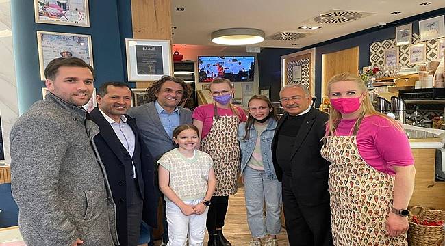 Güler, Dünya Dondurma Şampiyonunu ziyaret etti