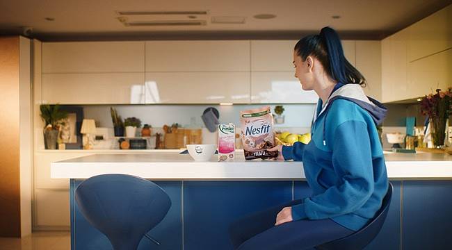 Milli Sporcu Meryem Boz Nesfit'in yeni reklam yüzü oldu