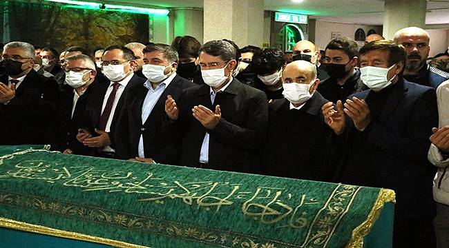 AK Partili Canikli'nin ablası Samsun'da toprağa verildi