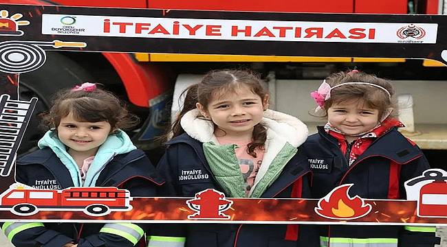 Ordu İtfaiyesi kapılarını minik öğrencilere açtı