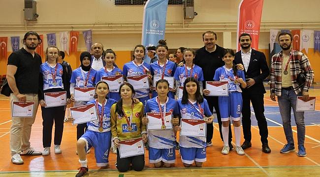 Futsal Yarı Final Maçları Ordu&#039;da Yapıldı