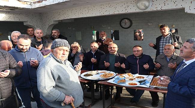 Samsun'da bayram namazından sonra kahvaltı geleneği sürüyor