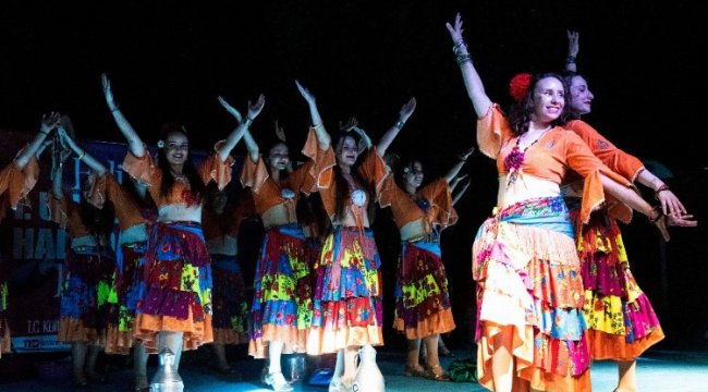 5 ülkeden 350 dansçı Edirne Keşan'da sahne aldı