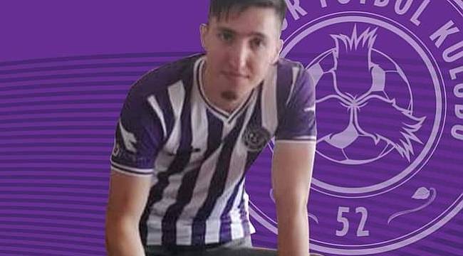 52 Orduspor 24 Erzincanspor'dan Sefa'yı aldı