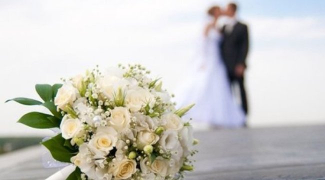 Gençler nasıl bir düğün istiyor?... Şaşalı mı, sade mi?