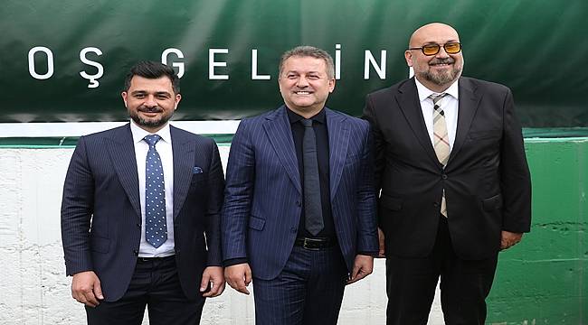 Giresunspor Kulüp Başkanlığına Hakan Karaahmet yeniden seçildi